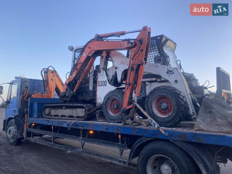 Bobcat S300 2004 Bobcat S300 2004