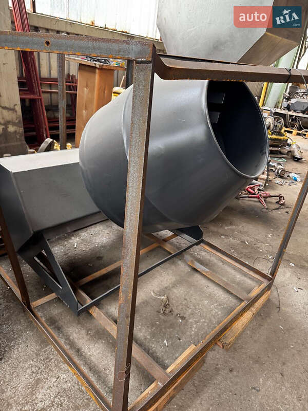 Минипогрузчик Bobcat S300 2010 в Луцке