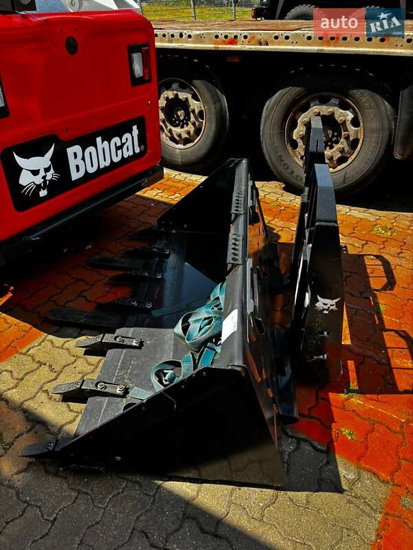 Экскаватор погрузчик Bobcat S550 2024 в Черновцах