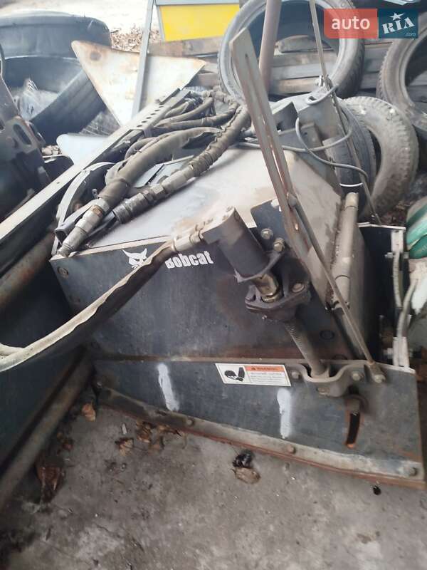 Минипогрузчик Bobcat S650 2012 в Кременчуге