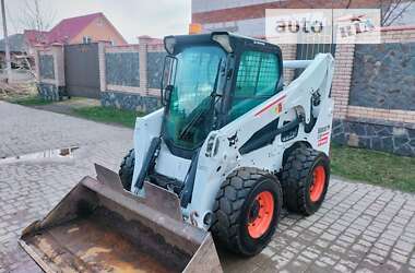 Фронтальный погрузчик Bobcat S750 2011 в 