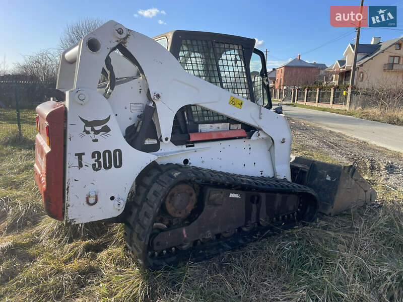 Минипогрузчик Bobcat T300 2006 в Львове