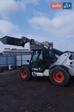 Телескопічні навантажувачі Bobcat T3071 2003 в Тернополі