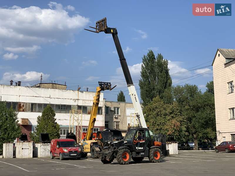 Телескопічні навантажувачі Bobcat T36120 2017 в Києві