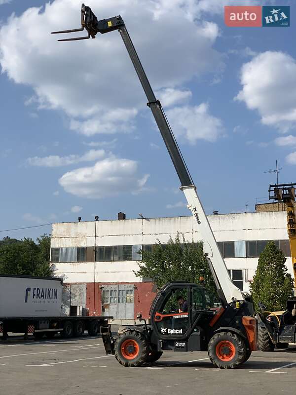 Телескопічні навантажувачі Bobcat T36120 2017 в Києві