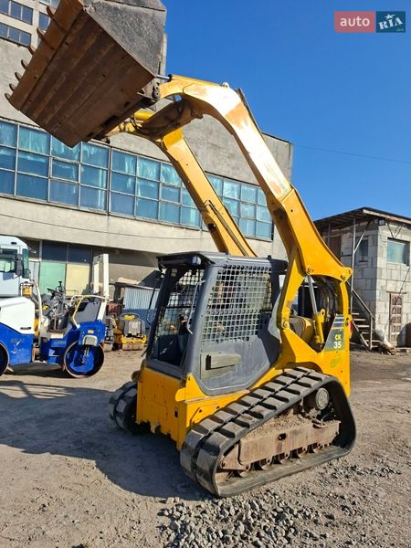 Фронтальні навантажувачі Bobcat Т750 2009 в Львові