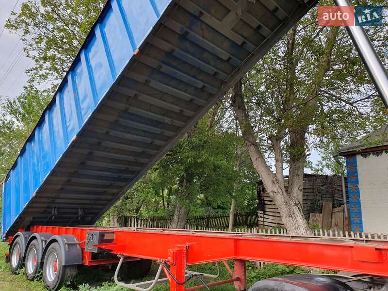 Самоскид напівпричіп Bodex KIS 3B 2013 в Новоархангельську