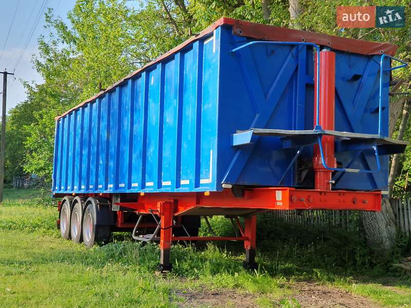 Самоскид напівпричіп Bodex KIS 3B 2013 в 