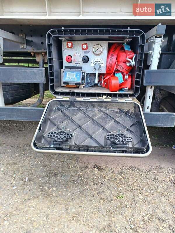 Зерновоз - полуприцеп Bodex KIS 3B 2022 в Черновцах