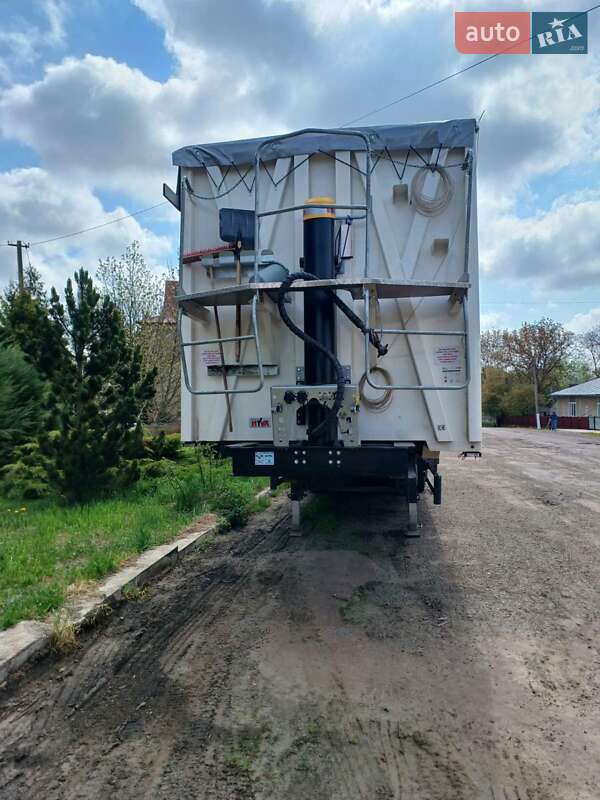 Зерновоз - полуприцеп Bodex KIS 3B 2022 в Черновцах