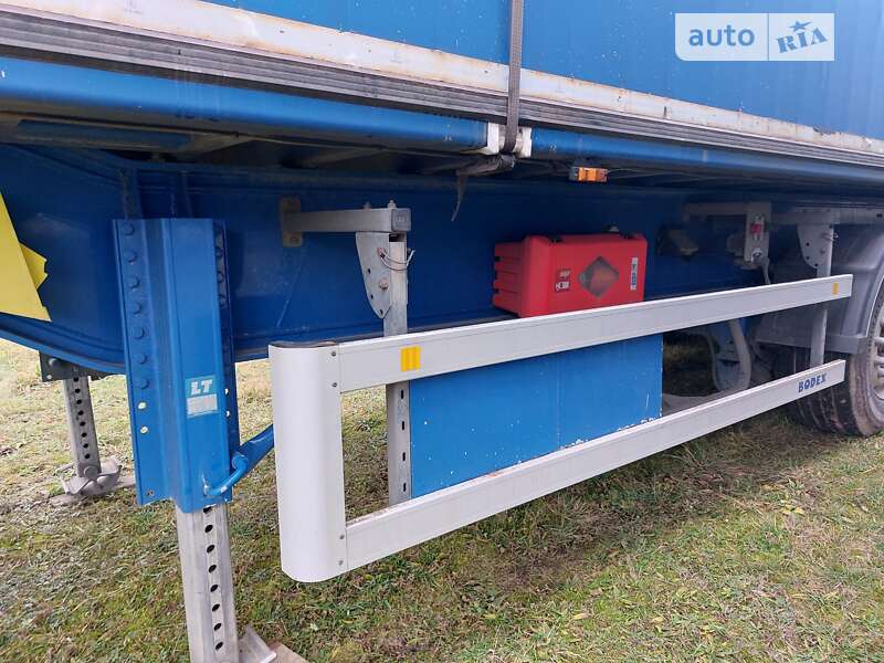 Самосвал полуприцеп Bodex KIS 3W-A 2016 в Хусте