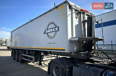 Зерновоз - полуприцеп Bodex KIS 3W-A 2012 в 