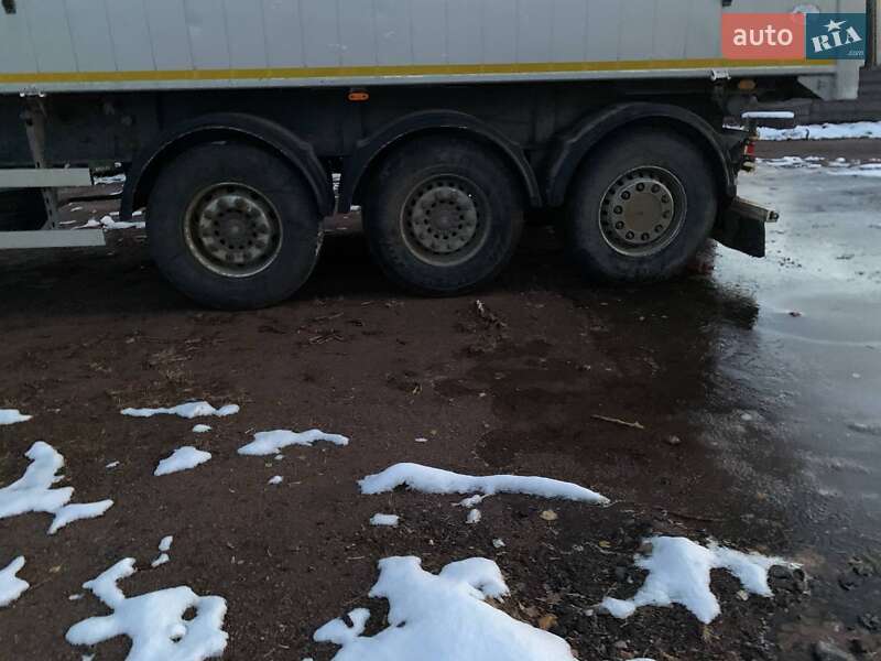 Самосвал полуприцеп Bodex KIS 3W-A 2008 в Бышеве