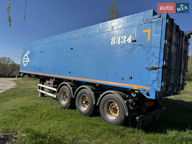 Самоскид напівпричіп Bodex KIS 3W-A 2005 в Тульчині