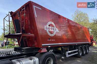 Самосвал полуприцеп Bodex KIS 3W-A 2012 в 