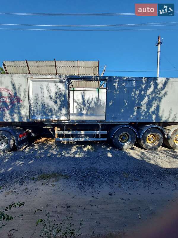 Самоскид напівпричіп Bodex KIS 3W-A 2007 в Новій Водолагі