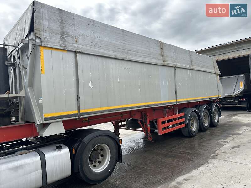 Самосвал полуприцеп Bodex KIS 3W-A 2011 в Остроге