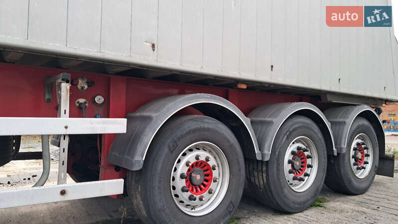 Самосвал полуприцеп Bodex KIS 3W-A 2006 в Житомире