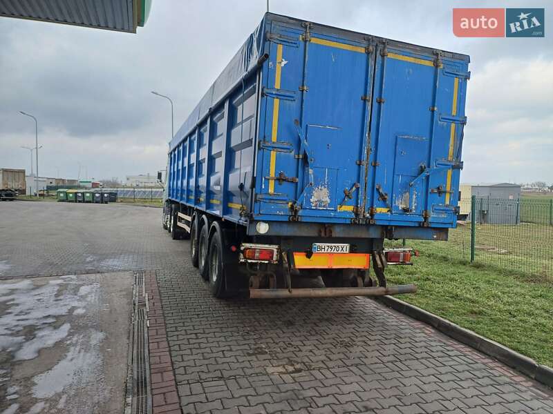 Самосвал полуприцеп Bodex KIS 3W-S 2010 в Одессе