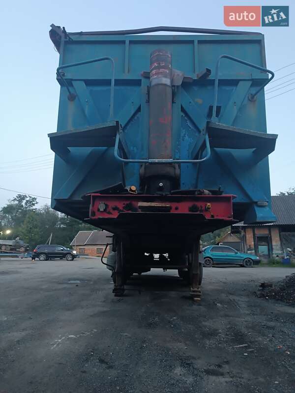 Самоскид напівпричіп Bodex KIS 3W 2007 в Коломиї