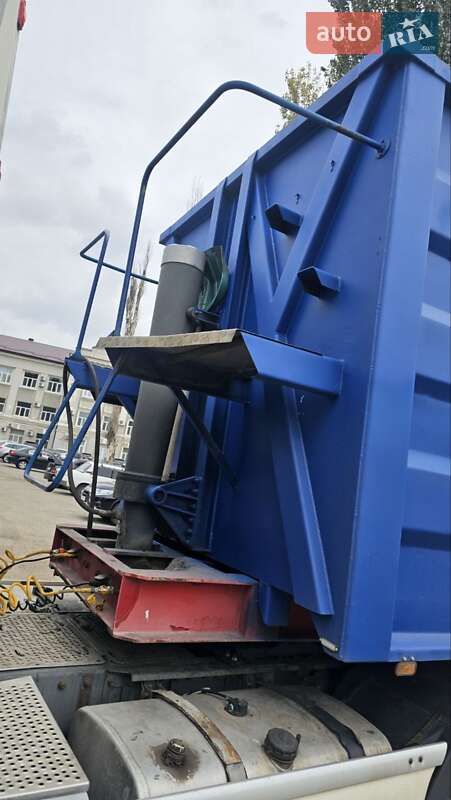 Самоскид напівпричіп Bodex KIS 3W 2007 в Дніпрі