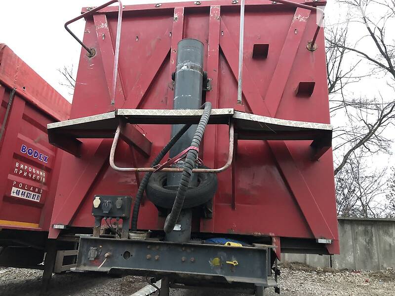 Самосвал полуприцеп Bodex KIS 2010 в Днепре фото 11 Самосвал полуприцеп Bodex KIS 2010 в Днепре