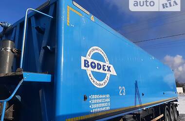 Зерновоз - полуприцеп Bodex KIS 2013 в Талалаевке