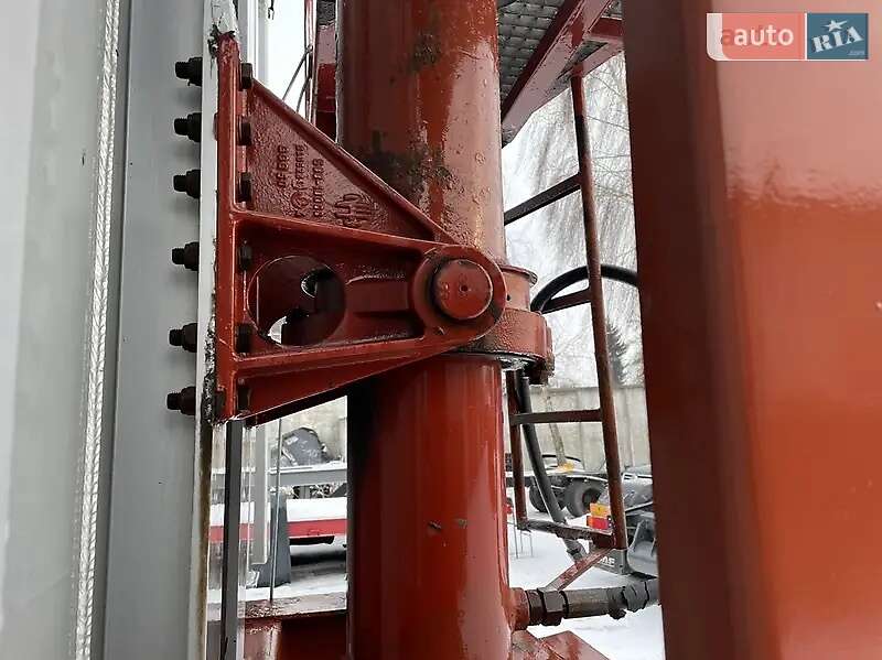 Самосвал полуприцеп Bodex KIS 2005 в Виннице