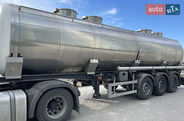 Цистерна Bodex KIS 2006 в Чорткові