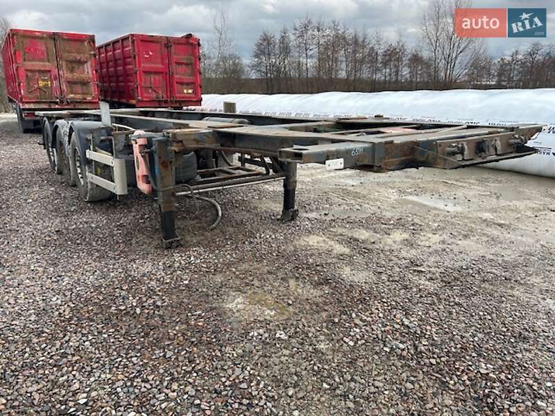 Контейнеровоз полуприцеп Bodex KIS 2010 в Львове