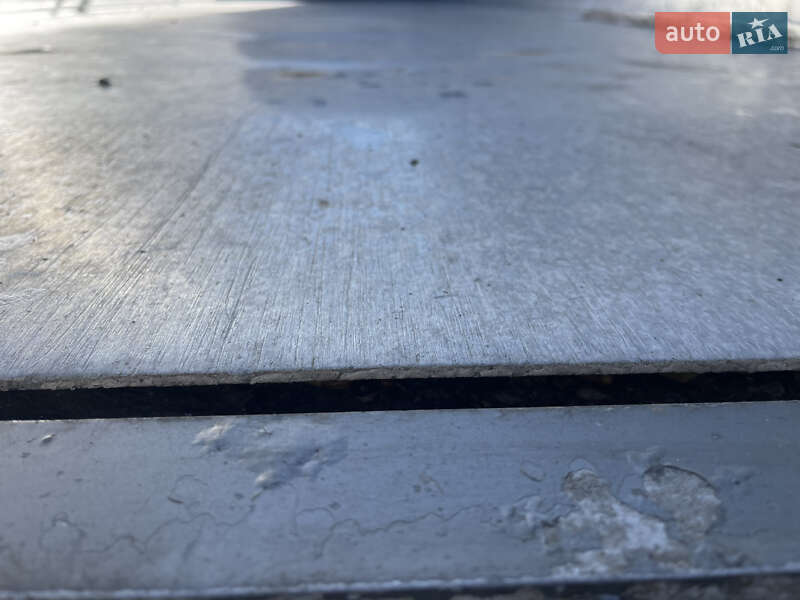 Самоскид напівпричіп Bodex KIS 2011 в Долині