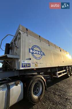 Самосвал полуприцеп Bodex KIS 2008 в Тернополе