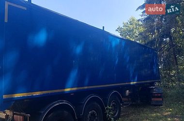 Зерновоз - полуприцеп Bodex KIS 2012 в Тячеве