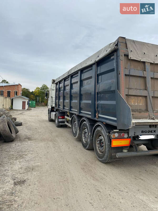 Самоскид напівпричіп Bodex Kiss 33 2004 в Івано-Франківську