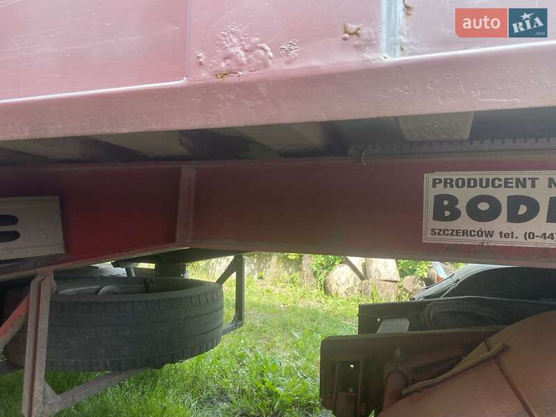 Самоскид напівпричіп Bodex Kiss 33 2003 в Старокостянтинові