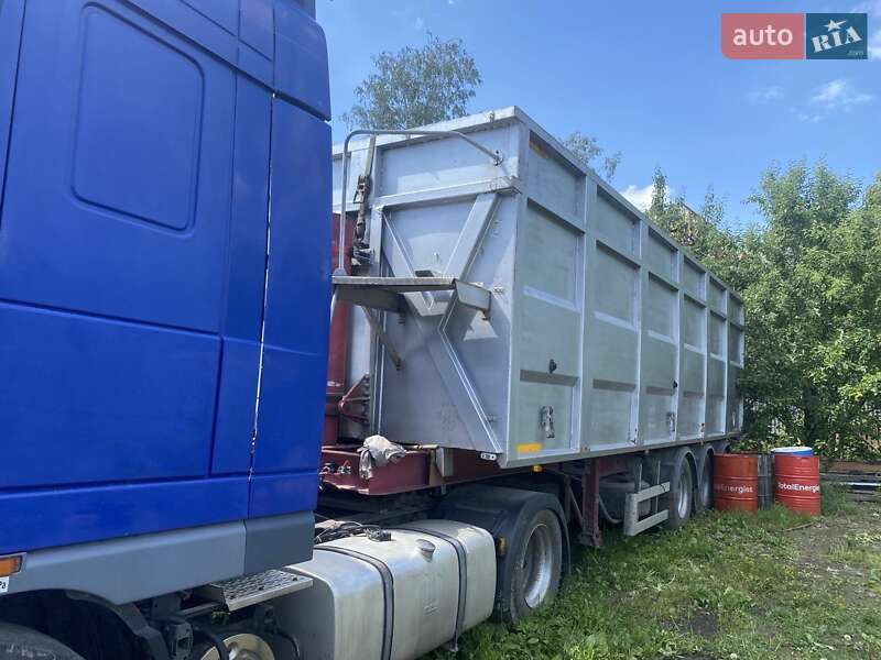 Самоскид напівпричіп Bodex Kiss 33 2003 в Старокостянтинові