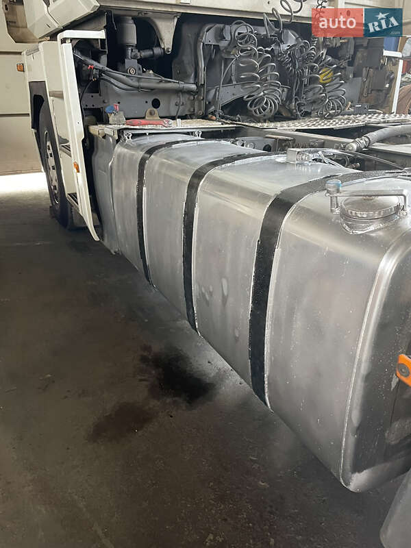 Самосвал полуприцеп Bodex Kiss 33 2005 в Обухове