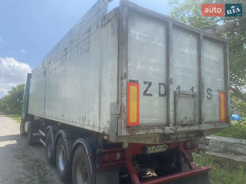 Самоскид напівпричіп Bodex Kiss 33 2003 в Звенигородці фото 4 Самоскид напівпричіп Bodex Kiss 33 2003 в Звенигородці