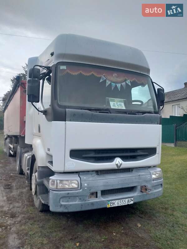 Самоскид напівпричіп Bodex Kiss 2004 в Демидівці