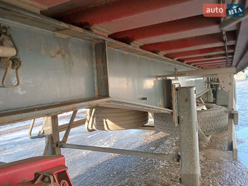 Зерновоз - напівпричіп Bodex Kiss 1998 в Дніпрі