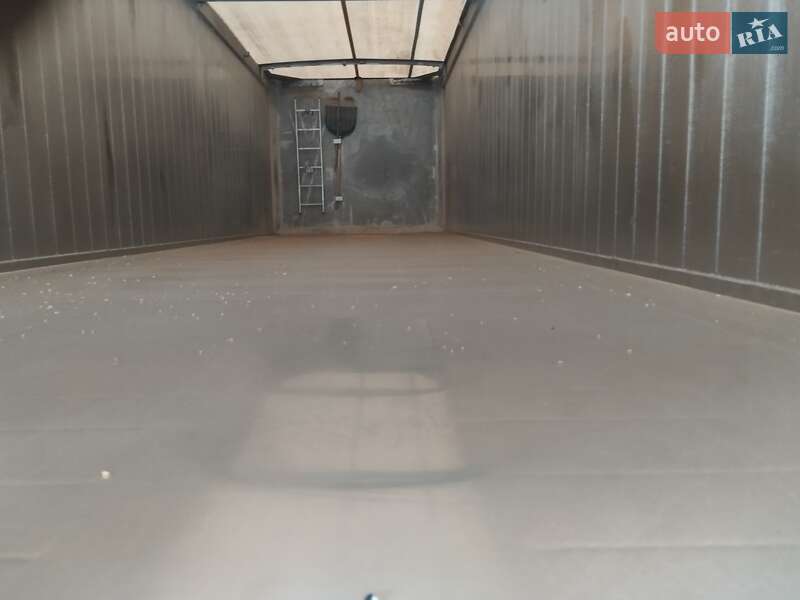 Зерновоз - напівпричіп Bodex Kiss 2008 в Дніпрі