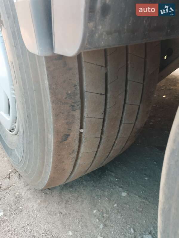 Зерновоз - напівпричіп Bodex Kiss 2008 в Дніпрі