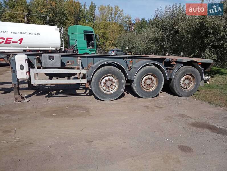 Контейнеровоз полуприцеп Bodex Kiss 2011 в Умани