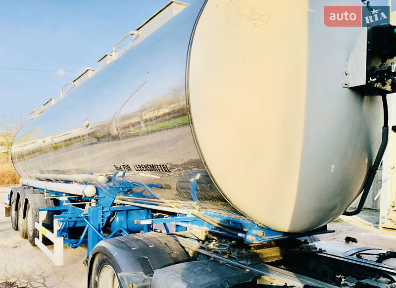Цистерна полуприцеп Bodex NC 2011 в Киеве