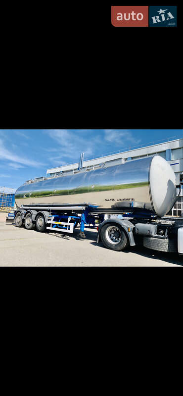 Цистерна полуприцеп Bodex NC 2011 в Киеве