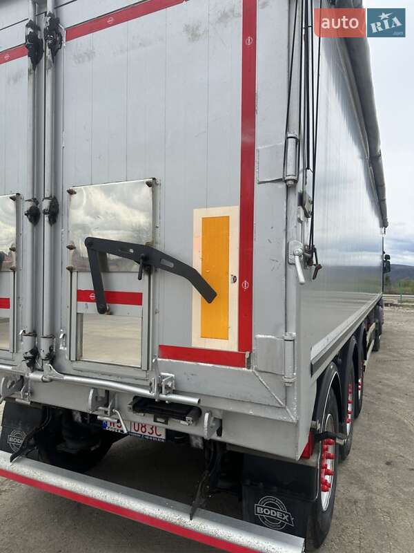 Зерновоз - полуприцеп Bodex Полуприцеп 2018 в Долине