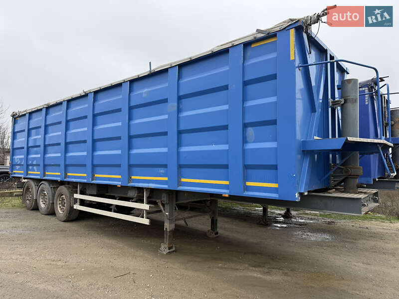 Зерновоз - полуприцеп Bodex SAF 2010 в Первомайске