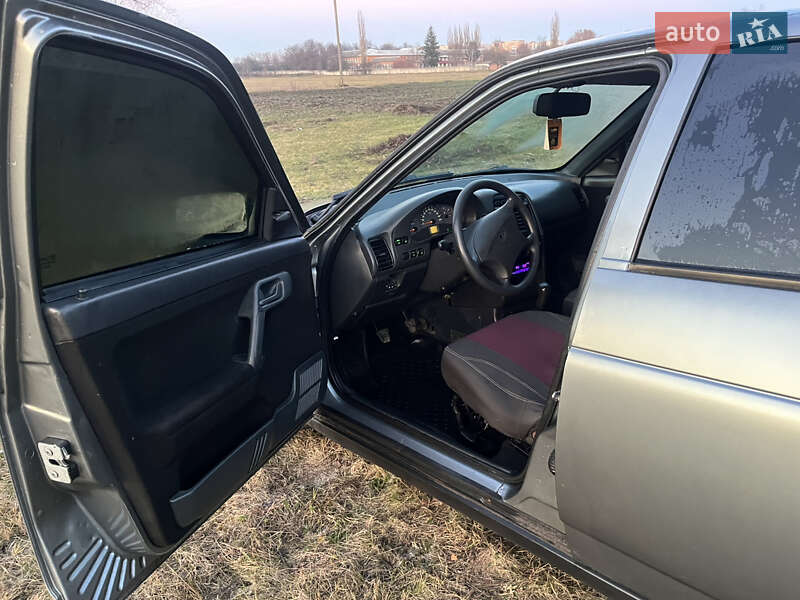 Седан Богдан 2110 2012 в Белополье