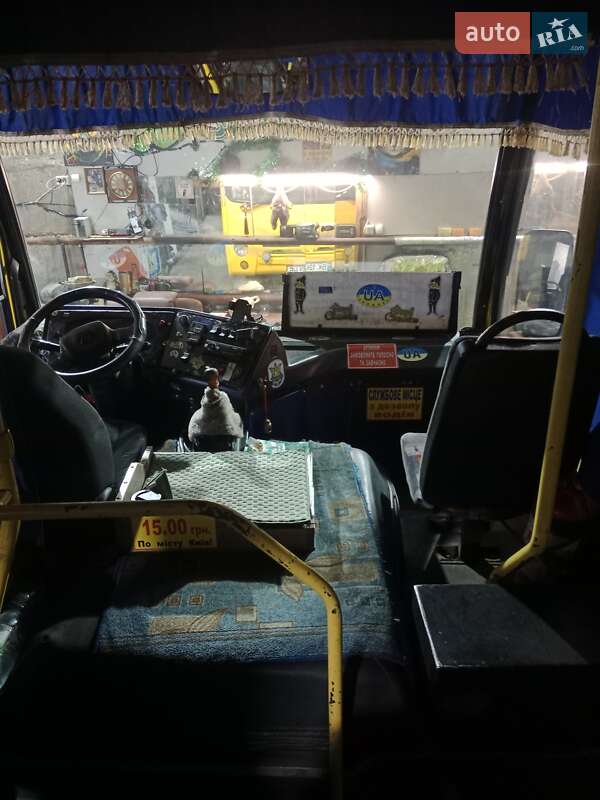 Приміський автобус Богдан А-069 2006 в Києві