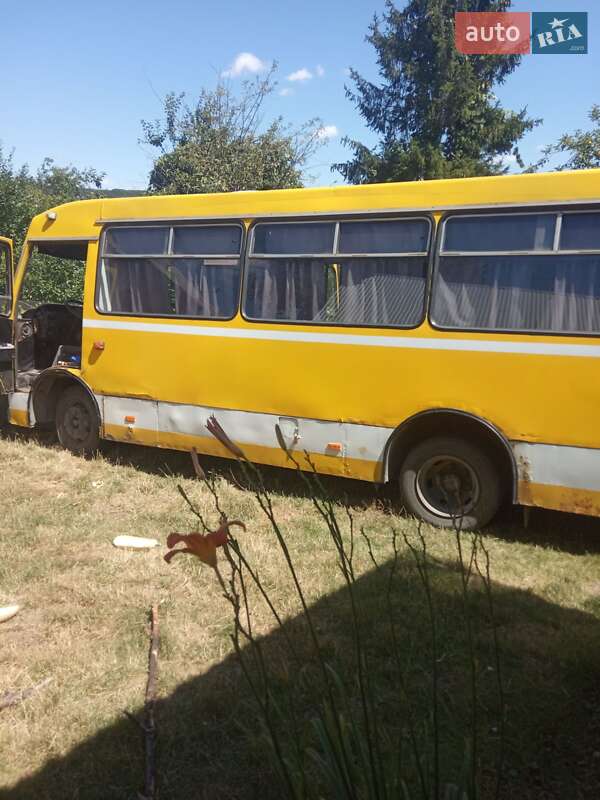 Міський автобус Богдан А-091 2003 в Чернівцях